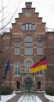 Dateiname=Berlin-Wedding-Nordufer-20130127-104.jpg
Dateigröße=199KB
Abmessungen: 475x880
hinzugefügt am: 04. Januar 2016 Berlin-Wedding-Nordufer-20130127-104.jpg
