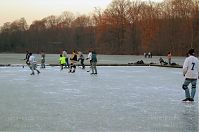 Dateiname=Berlin-Wedding-Rehberge-Ploetzensee-20021214-04.jpg
Dateigröße=200KB
Abmessungen: 880x585
hinzugefügt am: 04. Januar 2016 Berlin-Wedding-Rehberge-Ploetzensee-20021214-04.jpg