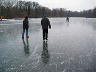 Dateiname=Berlin-Wedding-Rehberge-Ploetzensee-20021214-12.jpg
Dateigröße=204KB
Abmessungen: 880x661
hinzugefügt am: 04. Januar 2016 Berlin-Wedding-Rehberge-Ploetzensee-20021214-12.jpg