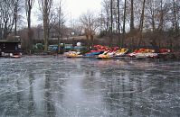 Dateiname=Berlin-Wedding-Rehberge-Ploetzensee-20021214-14.jpg
Dateigröße=283KB
Abmessungen: 880x575
hinzugefügt am: 04. Januar 2016 Berlin-Wedding-Rehberge-Ploetzensee-20021214-14.jpg