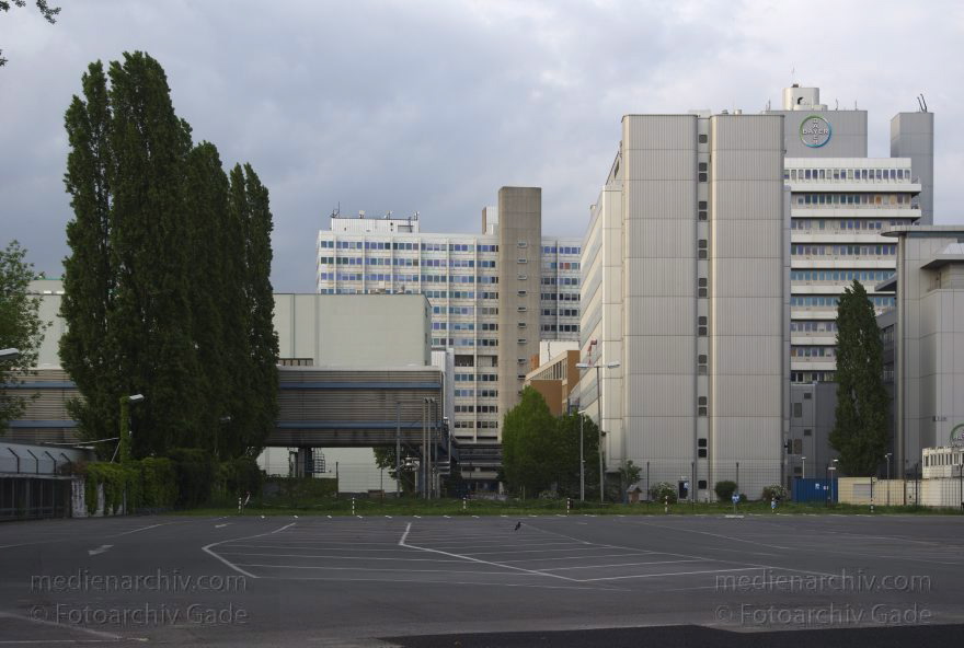 Berlin. Mitte. Wedding. Pharmakonzern Bayer
9. 5. 2015. Berlin. Mitte. Wedding. Pharmakonzern Bayer
Schlüsselwörter: 2015;Bayer;Berlin;Mitte;Wedding