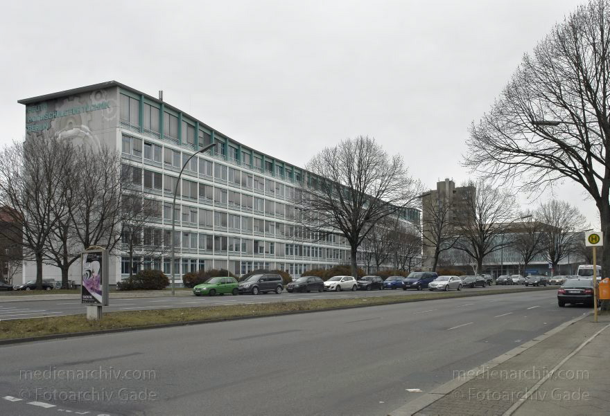 Berlin. Wedding. Luxemburger Straße. Beuth Hochschule
13. 2. 2014. Berlin. Mitte. Wedding. Luxemburger Straße. Beuth Hochschule für Technik
Schlüsselwörter: Berlin;Beuth Hochschule;Luxemburger Straße;Mitte;2014;Wedding