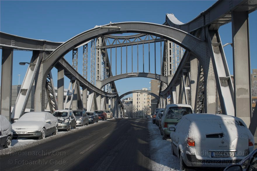 Berlin. Wedding. Brehmstraßenbrücke. Winter. Schnee
2009. Berlin. Mitte. Wedding. Brehmstraßenbrücke. Winter. Schnee
Schlüsselwörter: Berlin;Brehmstraßenbrücke;Deutschland;Germany;Mitte;Schnee;Wedding;2009;Winter