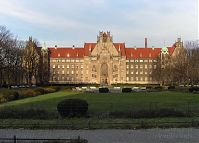 Dateiname=Berlin-Wedding-Amt20041126-16.jpg
Dateigröße=222KB
Abmessungen: 880x632
hinzugefügt am: 04. Januar 2016 Berlin-Wedding-Amt20041126-16.jpg