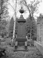 Berlin-Weissensee-Juedischer-Friedhof-19920105-44.jpg