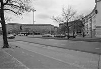 Dateiname=Berlin-Wilmersdorf-Fehrbelliner-199502-11.jpg
Dateigröße=186KB
Abmessungen: 880x599
hinzugefügt am: 04. Januar 2016 Berlin-Wilmersdorf-Fehrbelliner-199502-11.jpg