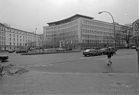 Dateiname=Berlin-Wilmersdorf-Fehrbelliner-199502-14.jpg
Dateigröße=151KB
Abmessungen: 880x599
hinzugefügt am: 04. Januar 2016 Berlin-Wilmersdorf-Fehrbelliner-199502-14.jpg