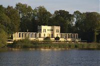 Berlin-Zehlendorf-Wannsee-Glienicke-20110920-300.jpg