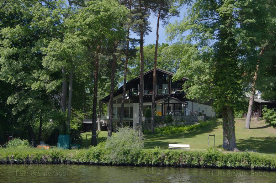 Berlin. Zehlendorf. Wannsee. Kleiner Wannsee
26. 5. 2012. Berlin. Zehlendorf. Wannsee. Kleiner Wannsee
Schlüsselwörter: Berlin;Deutschland;Germany;Kleiner Wannsee;Wannsee;2012;Zehlendorf