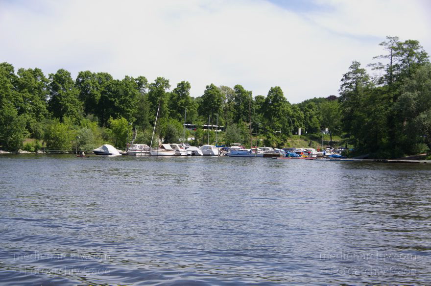 Berlin. Zehlendorf. Wannsee. Kleiner Wannsee
26. 5. 2012. Berlin. Zehlendorf. Wannsee. Kleiner Wannsee
Schlüsselwörter: Berlin;Deutschland;Germany;Kleiner Wannsee;Wannsee;2012;Zehlendorf