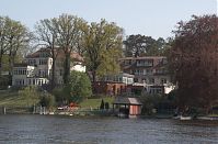 Dateiname=Berlin-Zehlendorf-Wannsee-Kleiner-20110422-60.jpg
Dateigröße=238KB
Abmessungen: 880x578
hinzugefügt am: 04. Januar 2016 Berlin-Zehlendorf-Wannsee-Kleiner-20110422-60.jpg