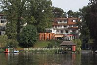Dateiname=Berlin-Zehlendorf-Wannsee-Kleiner-20110611-36.jpg
Dateigröße=275KB
Abmessungen: 880x586
hinzugefügt am: 04. Januar 2016 Berlin-Zehlendorf-Wannsee-Kleiner-20110611-36.jpg