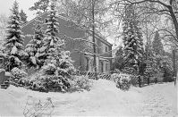 Dateiname=Berlin-Zehlendorf-Nikolassee-199102-063.jpg
Dateigröße=303KB
Abmessungen: 880x579
hinzugefügt am: 04. Januar 2016 Berlin-Zehlendorf-Nikolassee-199102-063.jpg