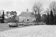 Dateiname=Berlin-Zehlendorf-Nikolassee-19920218-012.jpg
Dateigröße=201KB
Abmessungen: 880x572
hinzugefügt am: 04. Januar 2016 Berlin-Zehlendorf-Nikolassee-19920218-012.jpg