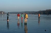 Dateiname=Berlin-Zehlendorf-Wannsee-Pfaueninsel-199601-16.jpg
Dateigröße=134KB
Abmessungen: 880x574
hinzugefügt am: 04. Januar 2016 Berlin-Zehlendorf-Wannsee-Pfaueninsel-199601-16.jpg