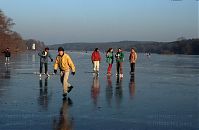 Dateiname=Berlin-Zehlendorf-Wannsee-Pfaueninsel-199601-18.jpg
Dateigröße=151KB
Abmessungen: 880x573
hinzugefügt am: 04. Januar 2016 Berlin-Zehlendorf-Wannsee-Pfaueninsel-199601-18.jpg