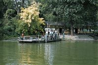 Dateiname=Berlin-Zehlendorf-Wannsee-Pfaueninsel-20020829-17.jpg
Dateigröße=287KB
Abmessungen: 880x584
hinzugefügt am: 04. Januar 2016 Berlin-Zehlendorf-Wannsee-Pfaueninsel-20020829-17.jpg