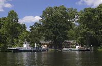 Dateiname=Berlin-Zehlendorf-Wannsee-Pfaueninsel-20130610-016.jpg
Dateigröße=237KB
Abmessungen: 880x574
hinzugefügt am: 04. Januar 2016 Berlin-Zehlendorf-Wannsee-Pfaueninsel-20130610-016.jpg