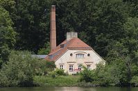 Dateiname=Berlin-Zehlendorf-Wannsee-Pfaueninsel-20130610-017.jpg
Dateigröße=266KB
Abmessungen: 880x584
hinzugefügt am: 04. Januar 2016 Berlin-Zehlendorf-Wannsee-Pfaueninsel-20130610-017.jpg