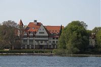 Dateiname=Berlin-Zehlendorf-Wannsee-Wannsee-20110422-51.jpg
Dateigröße=182KB
Abmessungen: 880x585
hinzugefügt am: 04. Januar 2016 Berlin-Zehlendorf-Wannsee-Wannsee-20110422-51.jpg