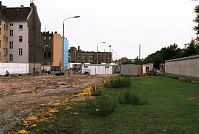 Berliner-Mauer-Mitte-Bernauer-Strasse-19900615-212.jpg