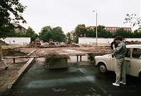 Berliner-Mauer-Mitte-Bernauer-Strasse-19900615-265.jpg
