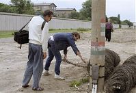 Dateiname=Berliner-Mauer-Mitte-Bernauer-Strasse-19900615-273.jpg
Dateigröße=243KB
Abmessungen: 880x601
hinzugefügt am: 04. Januar 2016 Berliner-Mauer-Mitte-Bernauer-Strasse-19900615-273.jpg