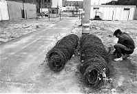 Berliner-Mauer-Mitte-Bernauer-Strasse-19900615-276.jpg