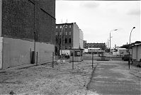 Dateiname=Berliner-Mauer-Mitte-Bernauer-Strasse-19900615-285.jpg
Dateigröße=234KB
Abmessungen: 880x590
hinzugefügt am: 04. Januar 2016 Berliner-Mauer-Mitte-Bernauer-Strasse-19900615-285.jpg