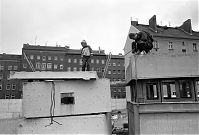 Berliner-Mauer-Mitte-Bernauer-Strasse-19900615-286.jpg