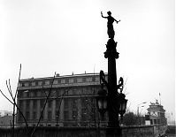 Dateiname=Berliner-Mauer-Mitte-beim-Brandenburger-Tor-19891220-08.jpg
Dateigröße=121KB
Abmessungen: 880x683
hinzugefügt am: 04. Januar 2016 Berliner-Mauer-Mitte-beim-Brandenburger-Tor-19891220-08.jpg