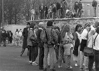 Dateiname=Berliner-Mauer-Mitte-beim-Brandenburger-Tor-19900219-100.jpg
Dateigröße=226KB
Abmessungen: 880x632
hinzugefügt am: 04. Januar 2016 Berliner-Mauer-Mitte-beim-Brandenburger-Tor-19900219-100.jpg