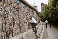 Dateiname=Berliner-Mauer-Mitte-Bethaniendamm-19900616-037.jpg
Dateigröße=293KB
Abmessungen: 880x587
hinzugefügt am: 04. Januar 2016 Berliner-Mauer-Mitte-Bethaniendamm-19900616-037.jpg