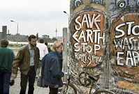 Dateiname=Berliner-Mauer-Mitte-Bethaniendamm-19900616-041.jpg
Dateigröße=265KB
Abmessungen: 880x594
hinzugefügt am: 04. Januar 2016 Berliner-Mauer-Mitte-Bethaniendamm-19900616-041.jpg