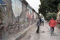 Dateiname=Berliner-Mauer-Mitte-Bethaniendamm-19900616-042.jpg
Dateigröße=275KB
Abmessungen: 880x587
hinzugefügt am: 04. Januar 2016 Berliner-Mauer-Mitte-Bethaniendamm-19900616-042.jpg