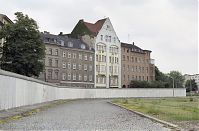 Dateiname=Berliner-Mauer-Mitte-Bethaniendamm-19900616-103.jpg
Dateigröße=201KB
Abmessungen: 880x579
hinzugefügt am: 04. Januar 2016 Berliner-Mauer-Mitte-Bethaniendamm-19900616-103.jpg