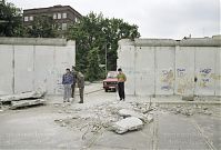 Berliner-Mauer-Mitte-Bethaniendamm-19900616-266.jpg