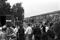 Berliner-Mauer-Potsdamer-Platz-19880607-05.jpg