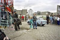 Dateiname=Berliner-Mauer-Potsdamer-Platz-19891114-108.jpg
Dateigröße=239KB
Abmessungen: 880x589
hinzugefügt am: 04. Januar 2016 Berliner-Mauer-Potsdamer-Platz-19891114-108.jpg