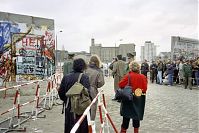 Dateiname=Berliner-Mauer-Potsdamer-Platz-19891114-110.jpg
Dateigröße=221KB
Abmessungen: 880x587
hinzugefügt am: 04. Januar 2016 Berliner-Mauer-Potsdamer-Platz-19891114-110.jpg