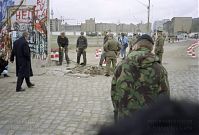 Berliner-Mauer-Potsdamer-Platz-19891114-113.jpg