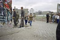 Dateiname=Berliner-Mauer-Potsdamer-Platz-19891114-114.jpg
Dateigröße=191KB
Abmessungen: 880x586
hinzugefügt am: 04. Januar 2016 Berliner-Mauer-Potsdamer-Platz-19891114-114.jpg