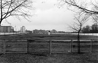 Dateiname=Berliner-Mauer-Mitte-Tiergarten-19891223-004.jpg
Dateigröße=215KB
Abmessungen: 880x571
hinzugefügt am: 04. Januar 2016 Berliner-Mauer-Mitte-Tiergarten-19891223-004.jpg
