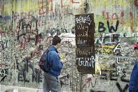 Berliner-Mauer-Mitte-Tiergarten-19900107-123.jpg