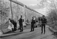 Berliner-Mauer-Mitte-Tiergarten-19900303-23.jpg