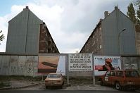 Berliner-Mauer-Treptow-19900416-08.jpg