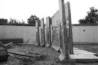 Berliner-Mauer-Treptow-19900416-100.jpg