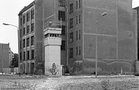 Berliner-Mauer-Mitte-Wedding-19900612-316.jpg