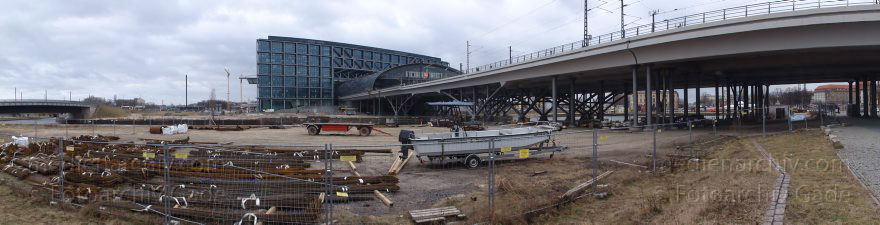 Berlin. Tiergarten. Berliner Hauptbahnhof
19. 2. 2012. Berlin. Mitte. Tiergarten. Berliner Hauptbahnhof
Schlüsselwörter: Berlin;Deutschland;Germany;Hauptbahnhof;Moabit;Panorama;2012;Tiergarten
