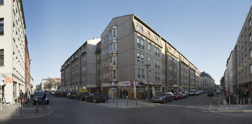 Berlin. Auguststraße
6. 3. 2012. Berlin. Mitte. Auguststraße
Schlüsselwörter: Auguststraße;Berlin;Deutschland;Germany;Mitte;2012;Panorama